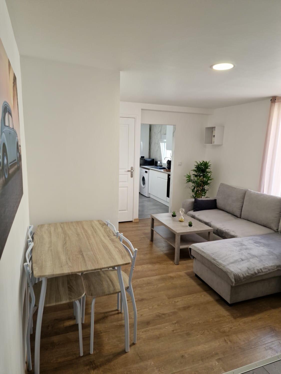 Appartement Hyper Centre Cosy Avec Balcon Châteaudun Exteriör bild